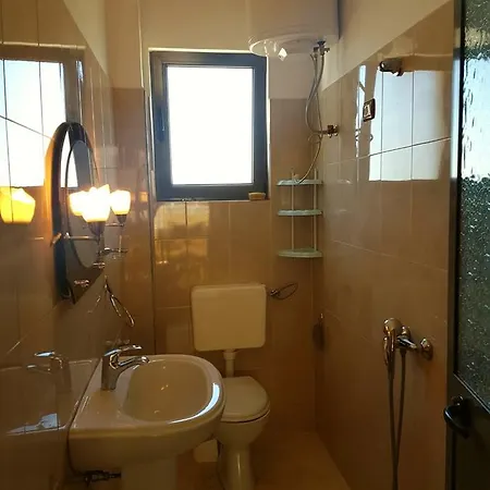 Pianoo 3* Velipojë
